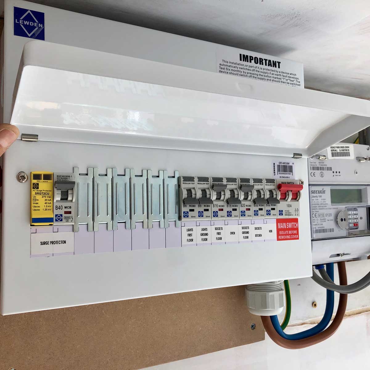 A&#x20;new&#x20;consumer&#x20;unit&#x20;fitted&#x20;in&#x20;an&#x20;Exmouth&#x20;home